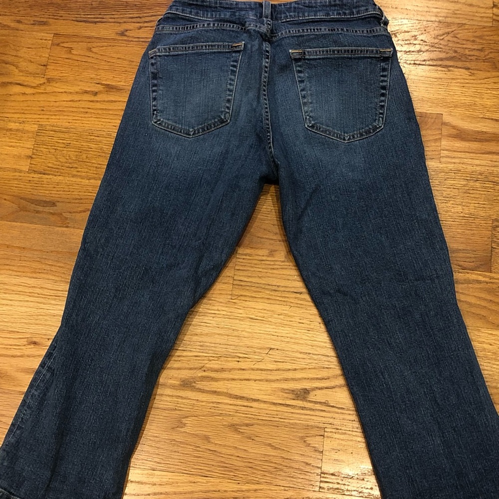 Gap bootleg capris - Picture 5 of 5